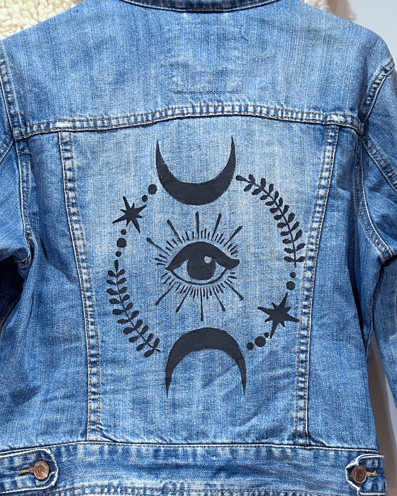 Upcycle Denim Jacket Handpainted - WanderWood