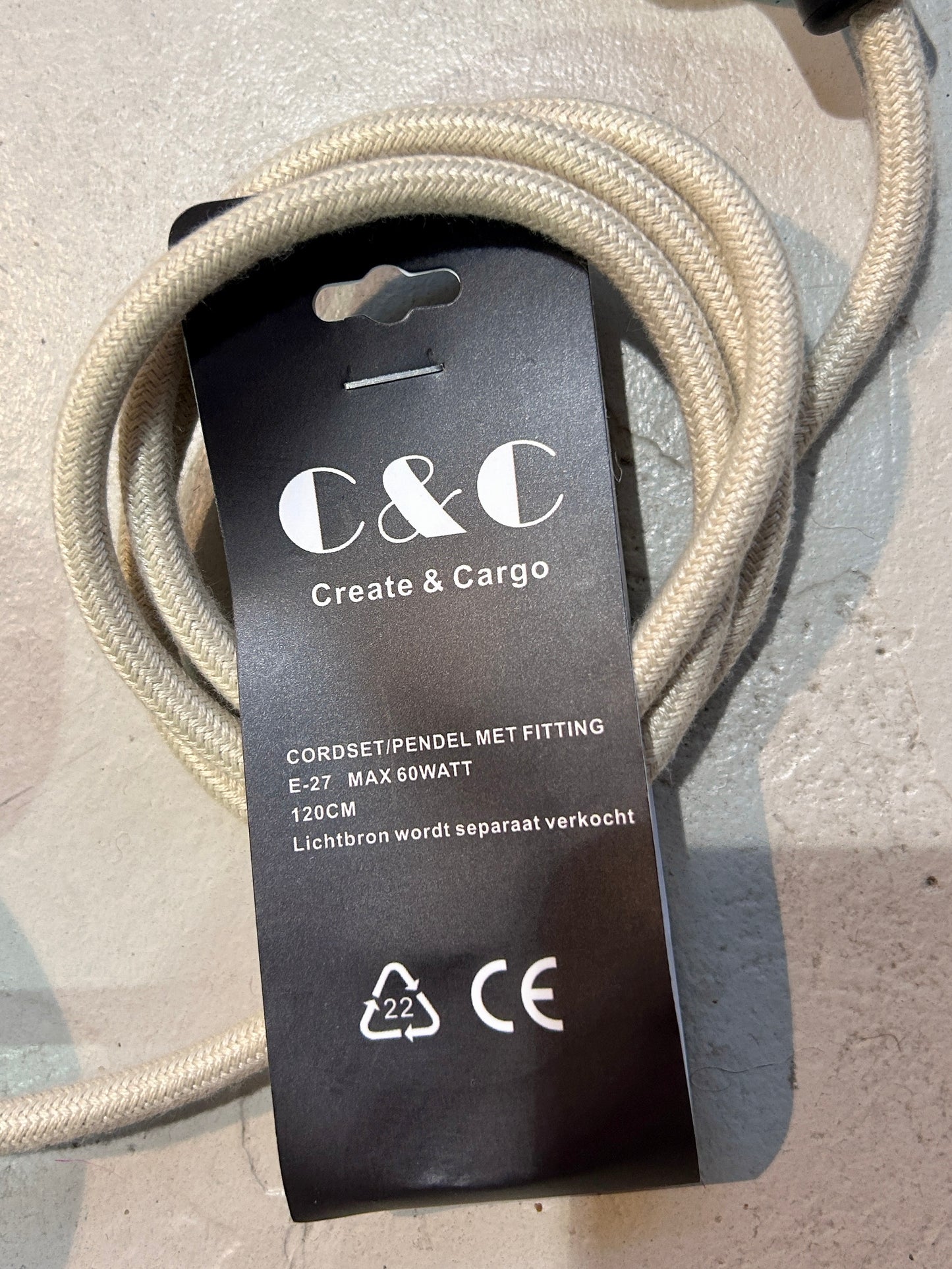 Stucco Lamp Triangle Naturel