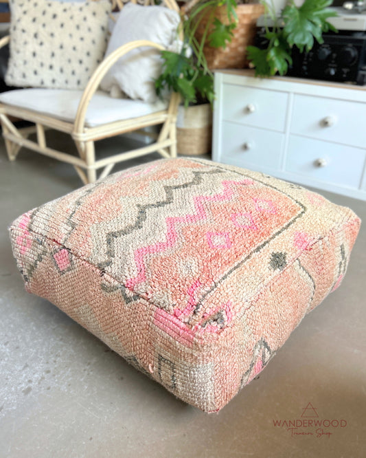 Gekleurde Boujaad Poef 60x60 | 004