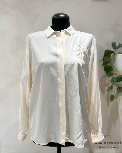 Vintage blouse flower bij WanderWood